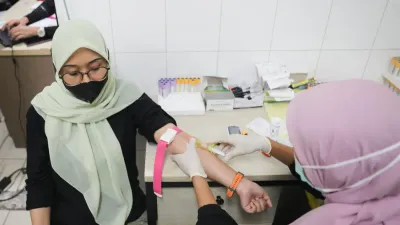 Suku Dinas Kesehatan (Sudinkes) Jakarta Selatan terus memperkuat langkah preventif terhadap tren meningkatnya kasus Infeksi Saluran Pernapasan Akut (ISPA). (Sumber: beritajakarta.id | Foto: beritajakarta.id)