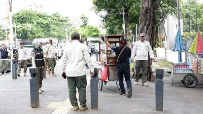 Satpol PP DKI Jakarta memperkuat langkah mitigasi mencegah kerawanan sosial seperti premanisme dan pungutan liar (pungli) (Sumber: beritajakarta.id | Foto: beritajakarta.id)