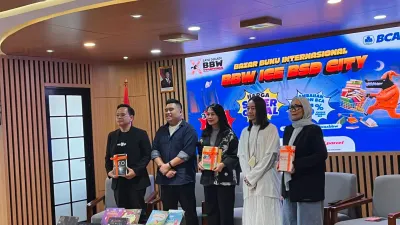 Big Bad Wolf (BBW) Books, bazar buku internasional kembali hadir di Jakarta dengan BBW ICE BSD City 2026. Ini menjadi bagian dari rangkaian BBW Indonesia 2026 sekaligus perayaan Satu Dekade BBW Indonesia. (Foto: Birny Birdieni)
