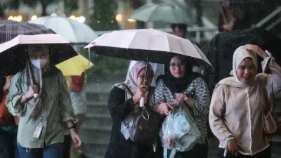 Prediksi Cuaca DKI Jakarta Jumat 24 April 2026, BMKG: Jakarta Selatan dan Jakarta Timur Didominasi Hujan dari Pagi hingga Sore