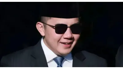 Seskab Teddy Indra Wijaya (Sumber: Instagram @teddykuuu)