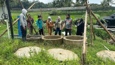 Tak Perlu Lagi Jalan 5 Km, Warga Desa Cilegong Segera Nikmati Akses Air Bersih Langsung ke Rumah