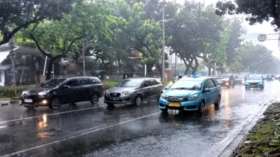 Libur Akhir Pekan! BMKG Prediksi Cuaca 2 Wilayah di DKI Jakarta Ini akan Diguyur Hujan Sedangkan Kepulauan Seribu Dominasi Cerah