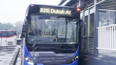 Pengalihan Rute Transjakarta Imbas Banjir di Jalan DI Pandjaitan, Cek di Sini