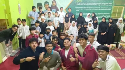 Siswa XI B Sekolah Pribadi Bandung kunjungi Panti Qolbu Hasanah, belajar empati dan kewirausahaan ternak kambing.