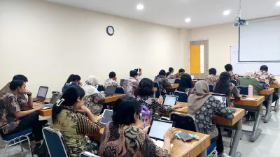 Cambridge CELTA Standar Kualitas Pengajar Bahasa Inggris