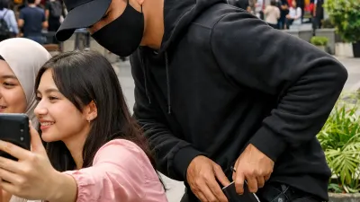 Video Kasus Pencopetan di Kawasan Blok M Jaksel Viral, Polisi Buru Pelaku! 