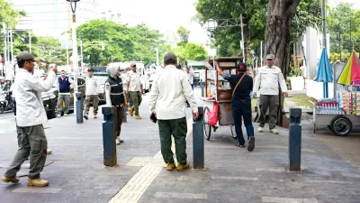 Antisipasi Pedagang Musiman Ramadhan hingga Parkir Liar, Satpol PP akan Lakukan Penertiban 18 Titik Lokasi Trotoar di DKI Jakarta