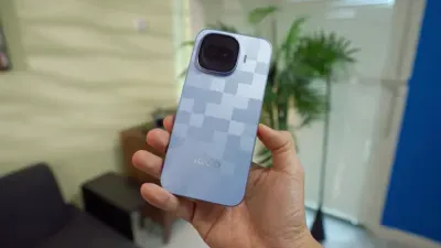 David GadgetIn Kaget Lihat iQOO 15R Pakai Baterai 7.600 mAh dan Snapdragon 8 Gen 5, Tapi Harganya Kok Cuma Segini!