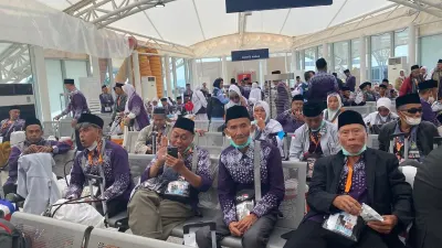 Dana jemaah tertahan di BPKH hingga batas akhir pembayaran yang ditetapkan Kerajaan Arab Saudi pada Minggu (4/1/2026). (Sumber: Ayobandung.com/Asep Dadan Muhanda | Foto: Ayobandung.com/Asep Dadan Muhanda)