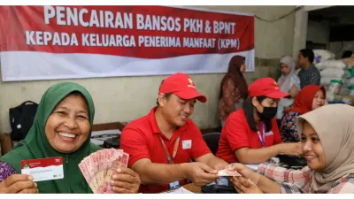 Kabar Gembira! Bansos PKH dan BPNT Mulai Cair Februari 2026 kepada 18 Juta KPM, Ada Kenaikan?