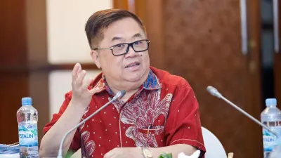Darmadi Durianto mengapresiasi konsistensi BNI sebagai bank nasional berstandar global melalui kinerja dan transformasi berkelanjutan.
