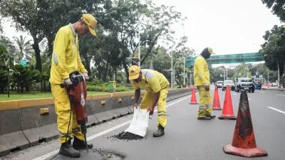 Catat Ya! Nomor Aduan Laporan Jalan Rusak di DKI Jakarta dari Dinas Bina Marga