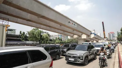 Pembangunan jalan layang (flyover) di beberapa titik prioritas di Jakarta. (Sumber: beritajakarta.id | Foto: beritajakarta.id)