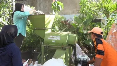 upaya pengelolaan sampah dari sumber dengan menghadirkan 56 fasilitas pengelolaan sampah organik di Kebayoran Lama Selatan, Jakarta Selatan. (Sumber: Beritajakarta.id | Foto: Beritajakarta.id)