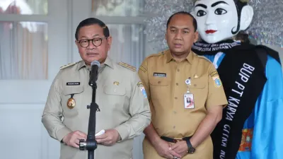 Gubernur DKI Jakarta Pramono Anung memastikan akan menindak tegas aksi pungutan liar yang dilakukan oleh jajarannya. (Sumber: beritajakarta.id | Foto: beritajakarta.id)