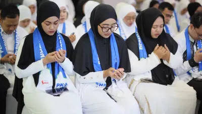 PNM membuat program Employee Reward Umrah sebagai bentuk apresiasi perusahaan atas dedikasi, loyalitas, dan kinerja terbaik selama mengabdi di PNM.