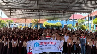 Tekan Angka Cyberbullying, Pertamina Patra Niaga Regional JBB Sasar Generasi Z di SMPN 1 Balongan