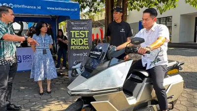 BRI kembali menghadirkan BRI KKB Expo di 131 titik di seluruh Indonesia sebagai upaya memperluas akses masyarakat terhadap layanan pembiayaan kendaraan dengan berbagai promo spesial.