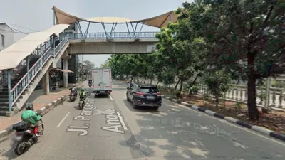 Ilustrasi. JPO (Sumber: TL Google Street View | Foto: TL Google Street View)