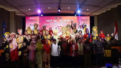 HUT ke-65 IKWI: Indah Kirana dan Ketum PWI Pusat Gelorakan Transformasi Keluarga Pers