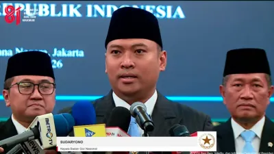 Presiden Prabowo Subianto resmi melantik Sudaryono sebagai Kepala Badan Gizi Nasional (BGN) yang baru di Istana Negara, Jakarta, pada Rabu, 22 Juli 2026. (Sumber: YouTube Sekretariat Kabinet | Foto: YouTube Sekretariat Kabinet)
