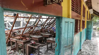 Kondisi kerusakan bangunan yang terjadi di SDN Kebayoran Lama Selatan 09, Jakarta Selatan. (Sumber: beritajakarta.id | Foto: beritajakarta.id)