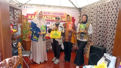 Bantu UMKM Oleh-Oleh Khas Demak Naik Kelas, Pemberdayaan BRI Sukses Perluas Pasar