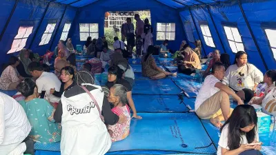 Pemerintah Kota Jakarta Pusat bergerak cepat menangani ratusan jiwa oenyintas kebakaran di Jalan Tanah Tinggi IV RT 09 RW 07, Johar Baru, Kamis (4/6). (Sumber: beritajakarta.id | Foto: beritajakarta.id)