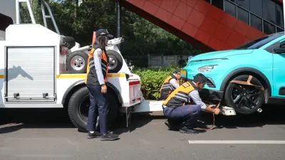 Dinas Perhubungan (Dishub) DKI Jakarta menggelar Operasi Penertiban Parkir Liar serentak di lima wilayah kota administrasi mulai Senin (8/6). (Sumber: beritajakarta.id | Foto: beritajakarta.id)