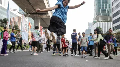 Dinas Pemuda dan Olahraga (Dispora) DKI Jakarta menyambut positif hadirnya kawasan Hari Bebas Kendaraan Bermotor (HBKB) atau Car Free Day (CFD) di Jalan HR Rasuna Said. (Sumber: beritajakarta.id | Foto: beritajakarta.id)
