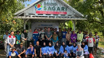 Pertamina Patra Niaga JBB meresmikan Saung SAGARI dan mendukung pengembangan usaha olahan mangga guna meningkatkan ekonomi masyarakat Indramayu.