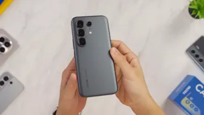 Spesifikasi HP TECNO Camon 50 Pro 5G. (Sumber: youtube.com/@GadgetIn)