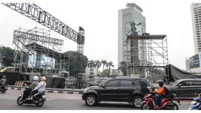 Persiapan Malam Puncak HUT ke 499 Jakarta di Bundaran HI yang Digelar Sabtu (27/6). (Sumber: beritajakarta.id)