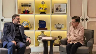 Dubes Iran untuk Indonesia Kunjungi Jusuf Kalla Bahas Situasi Geopolitik, Ini Deretan Jejak Diplomasi JK! 