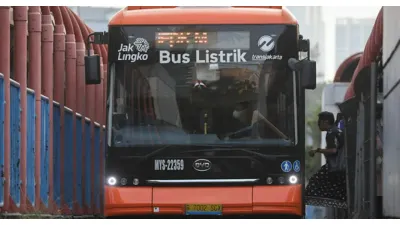 Transjakarta Rute Blok M–Bandara Soetta Dilayani dengan Metrotrans Low Entry (Sumber: beritajakarta.id)