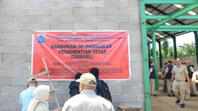 Setidaknya 104 lapangan padel dari total 209 di wilayah Jakarta Selatan tidak memiliki izin. (Sumber: beritajakarta.id | Foto: beritajakarta.id)