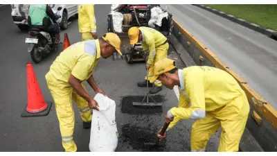 Dukung Arus Mudik Agar Aman dan Nyaman, Suku Dinas Bina Marga Jakarta Timur Tuntaskan Perbaikan Jalan Berlubang di 1.554 Titik