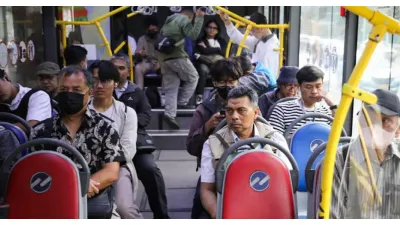 Efek Tarif Hanya Rp1, Penumpang Transjakarta Melonjak Tajam Saat Lebaran 2026