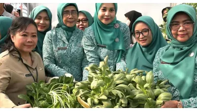 Panen Raya Serentak di Jakarta Utara (Sumber: beritajakarta.id)