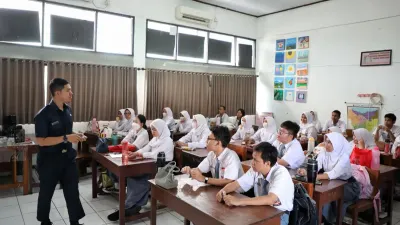 Rangkaian Peringatan Hari Pendidikan Nasional 2026, Pemprov DKI Siap Lakukan Pemutihan Ijazah, Pencairan KJMU hingga Sekolah Swasta!