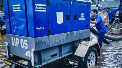 Banjir di Sejumlah Titik Ibu Kota, Pramono Anung Instruksikan Aktifkan Seluruh Pompa Air! 