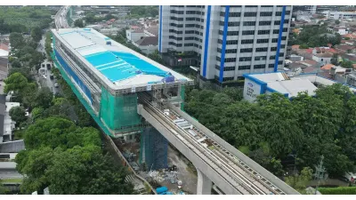 Proyek pembangunan LRT Jakarta Fase 1B Velodrome-Manggarai. (Sumber: beritajakarta.id)