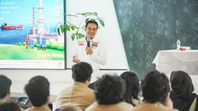 Belajar Langsung dari Ahlinya, Mahasiswa Manajemen UGM Bongkar Rahasia Rantai Pasok BBM Pertamina