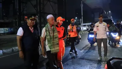 Sebanyak 24 Pemerlu Pelayanan Kesejahteraan Sosial (PPKS) di sepanjang Jalan RS Fatmawati Raya, Kelurahan Gandaria Utara, Kecamatan Kebayoran Baru, Jakarta Selatan dilakukan penjangkauan. (Sumber: Beritajakarta.id | Foto: Beritajakarta.id)