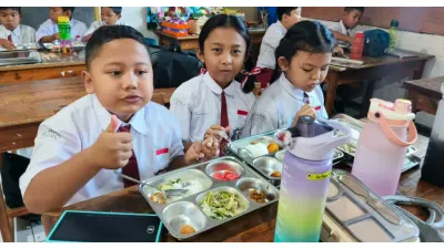 Program Makan Bergizi Gratis (Sumber: disdikpora.bulelengkab.go.id)