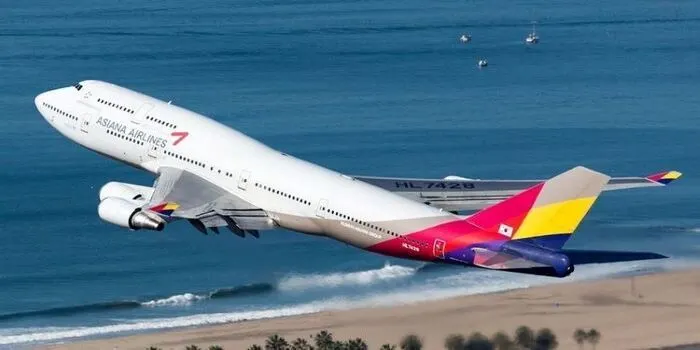 Penampakan pesawat Asiana Airlines
