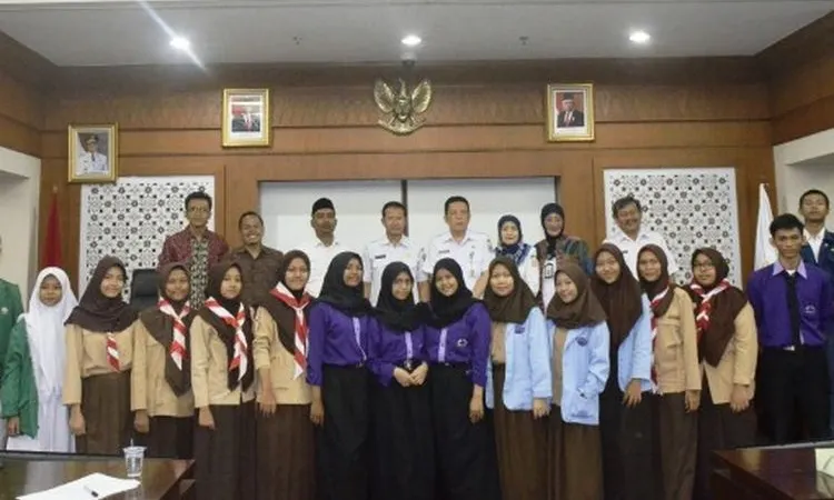 Peserta Jakbee Business Proposal beradu konsep bisnis (barat.jakarta.go.id)