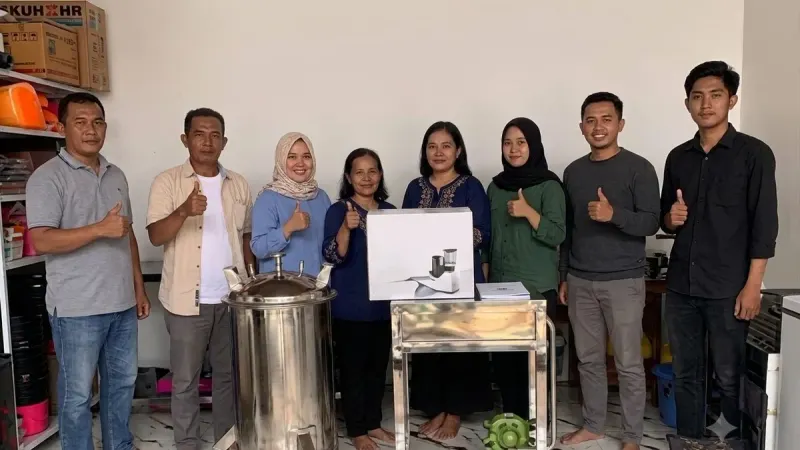 Pelaku UMKM di Kecamatan Kadupandak, Kabupaten Cianjur, terus berupaya mengembangkan usahanya agar mampu bersaing di tengah tantangan pasar yang semakin dinamis.
