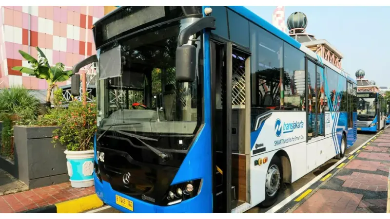 Transjakarta (Sumber: beritajakarta.id)